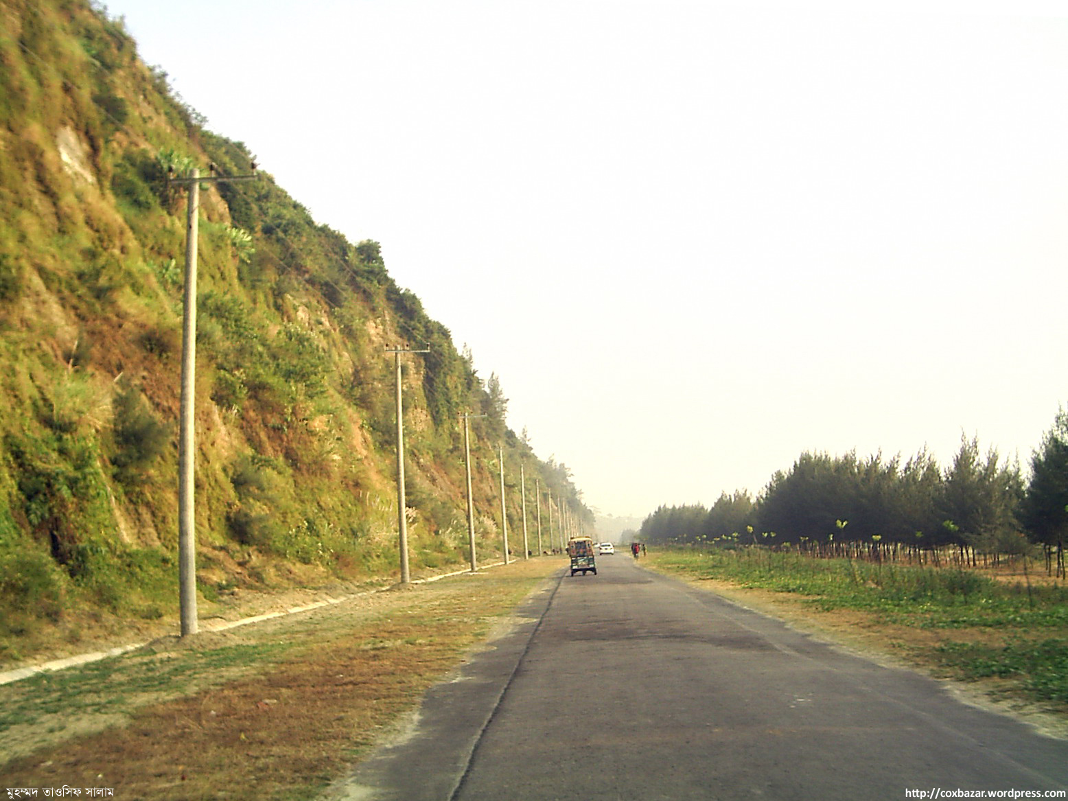 A hilly coastal road in Cox's Bazar district, used here as a file photo. The robbery happened on the Eidgaon-Eidgar-Baishari road.