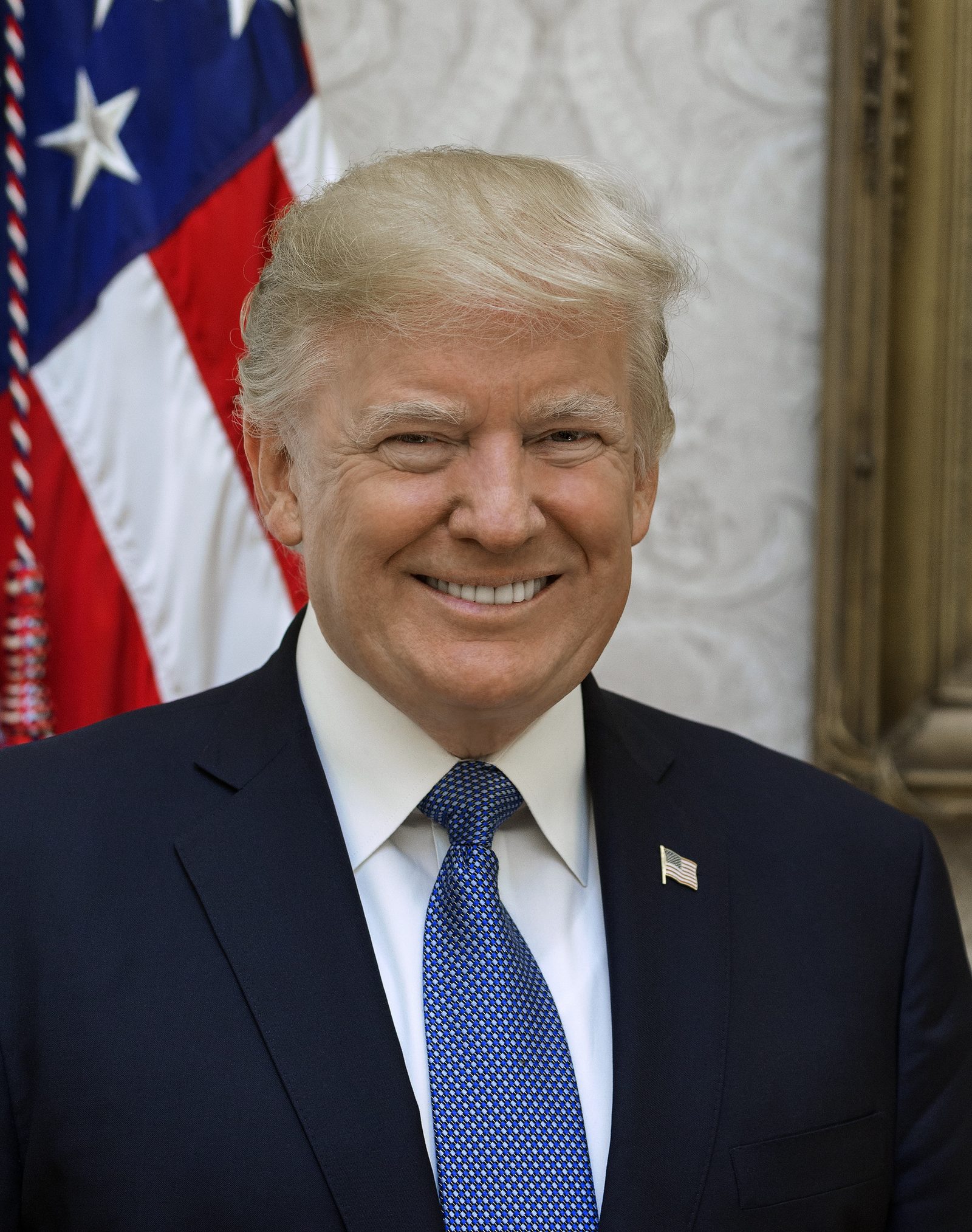 Official portrait of US President Donald Trump, released in 2017.