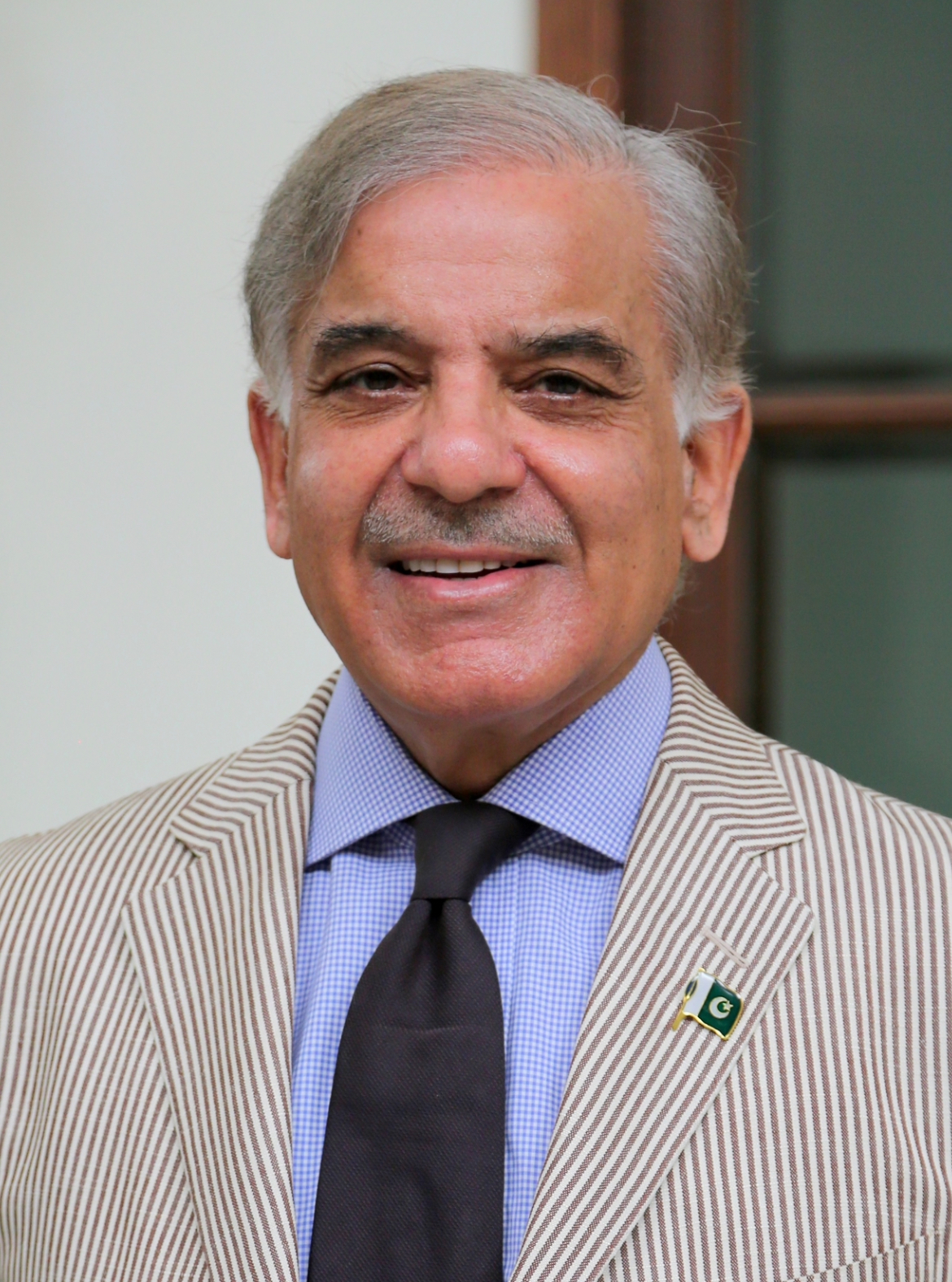Official portrait of Pakistan's Prime Minister Shehbaz Sharif (2017). Photo: Wikimedia Commons via Flickr, CC BY 2.0.